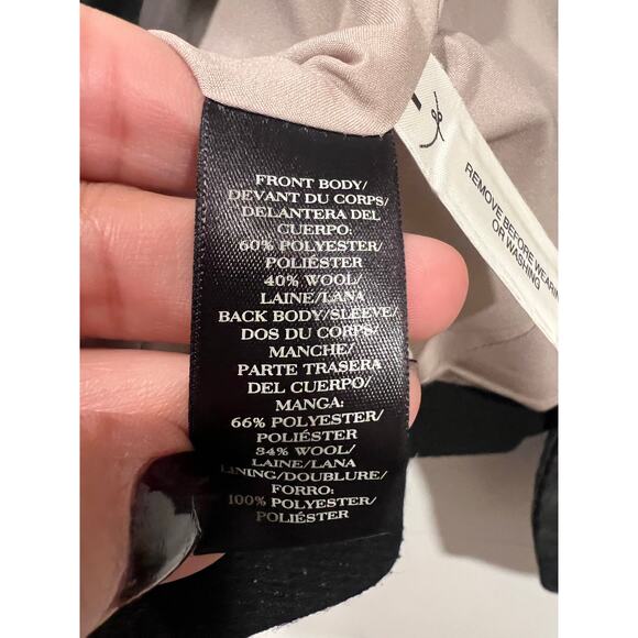 Ann Taylor Women’s Petite Wool Cropped Fitted Blazer Gray 0P Business Casual - Picture 7 of 7